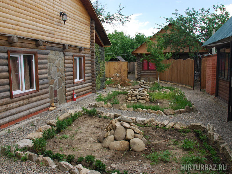 База отдыха У камина, Республика Адыгея, Каменномостский село Хамышки