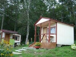 Деревянные домики, База отдыха Бухта Муравьиная, Артем