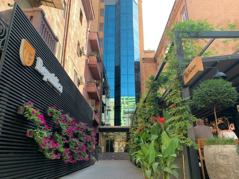 Отель Republica Hotel (Република), Ереван, Ереван , Армения