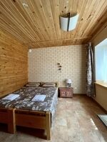 Апартаменты М1, Гостевой комплекс Приозёрный, поселок Зюраткуль