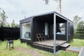 Семейный Lodge 2+2 мансардное окно, с навесом 3, Глэмпинг 4 Стихии Карелия, деревня Косалма