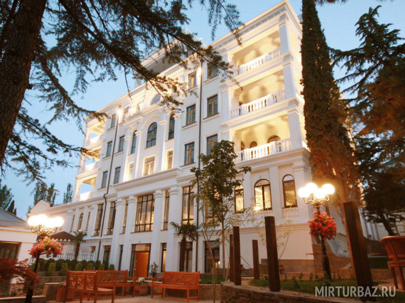 Клуб Дача доктора Штейнгольца, Алушта, Крым
