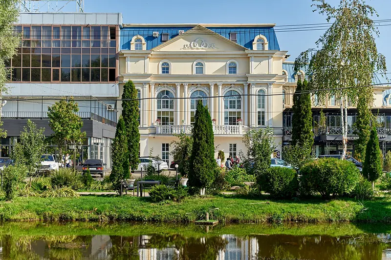 Гостевой дом Vnukovo Village Guest House & Spa, Московская область, район Ново-Переделкино Москва поселок Коммунарка