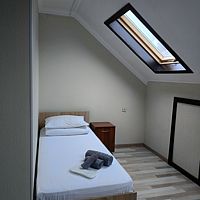 Двухместный номер Standard Мансарда с видом на горы 2 отдельные кровати, Гостевой дом Гостевой дом 2050, Терскол
