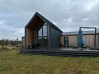 Глэмпинг Sheluha house Барн с проектором