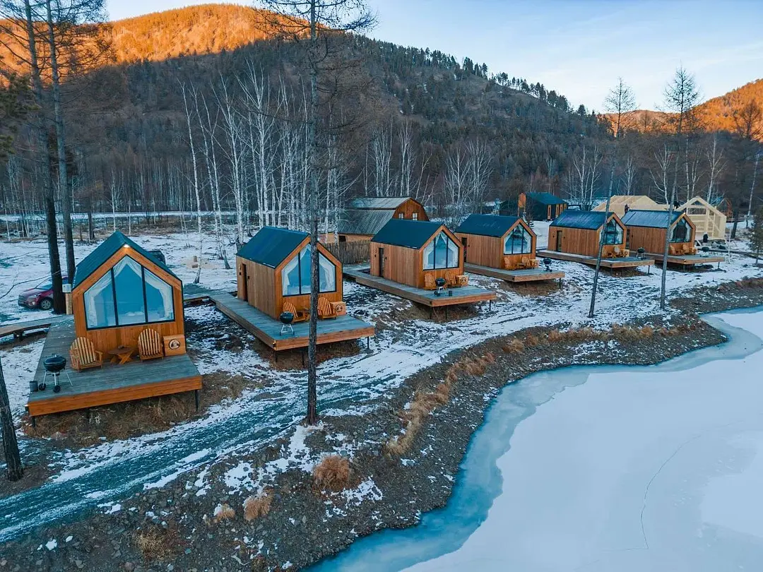 Глэмпинг Khan Glamping Goloustnoye (Хан Глэмпинг Голоустное), Иркутская область, поселок Большое Голоустное Иркутск
