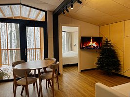 Четырёхместный полулюкс Comfort с красивым видом из окна, Глэмпинг DK Land, Нижний Новгород