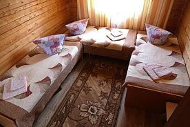Трёхместный номер Economy, База отдыха Набаймар, Хужир