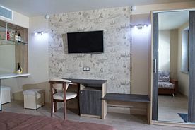 Двухместный номер Standard с балконом и с красивым видом из окна двуспальная кровать, Гостевой дом Савино, Калининский район