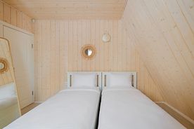 Шестиместный коттедж Comfort с красивым видом из окна, База отдыха Коттеджи на горе, Губаха