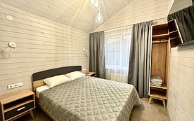 Номер Comfort с 2 комнатами с балконом и с красивым видом из окна, База отдыха Белая Река, Зеленчукский район
