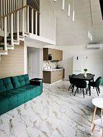 Коттедж 6-местный №18/2, 6 соток, Коттеджный комплекс Альпинс residence, Чепош