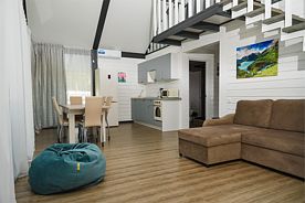 Коттедж 6-местный №75, 13 соток, Коттеджный комплекс Альпинс residence, Чепош