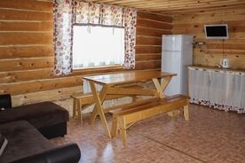 Семейные номера, База отдыха Небесное озеро, поселок Зюраткуль