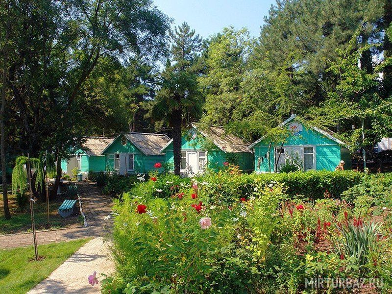 Туристическая база Мир, Крым, Алушта