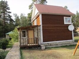 Двухэтажный дом с лоджией, База отдыха Кордон, Бузулукский