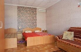 Трехместный номер, Гостевой дом Жемчужина, Пересыпь