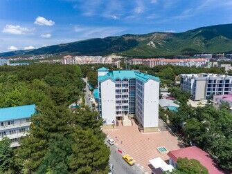Пансионат Кристалл