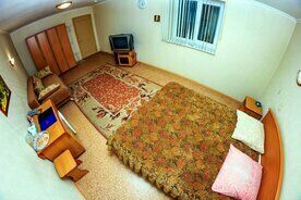 Номер полу-люкс, База отдыха Форт-Артуа, Хабаровск