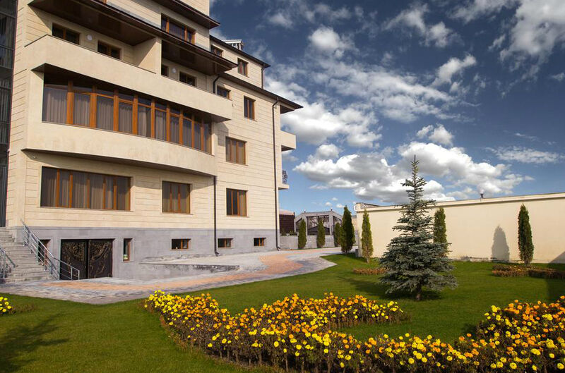 Отель Bien hotel, Ереван, Ереван , Армения