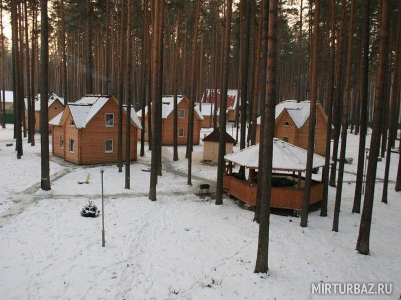 База будто затерялась в лесу... | Зеленый бор, Свердловская область