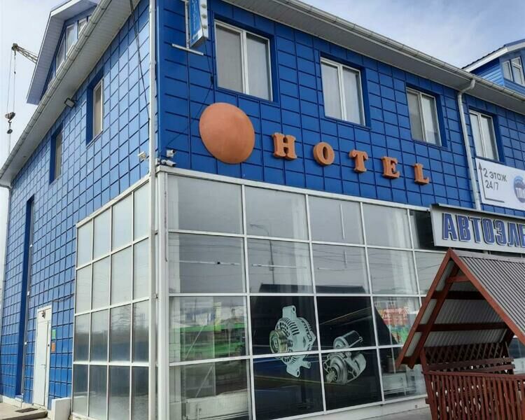 Отель Тюмень на ул.Чаркова, Тюменская область, Тюмень