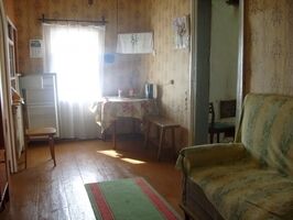 «Дом», Гостевой дом Дом на берегу реки