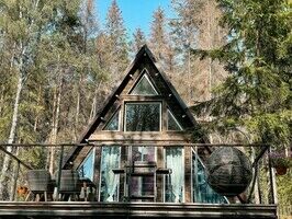 Треугольный афрейм для 2-4 человека, Глэмпинг KLEVER HOUSE - Клеверная бухта, Поляны
